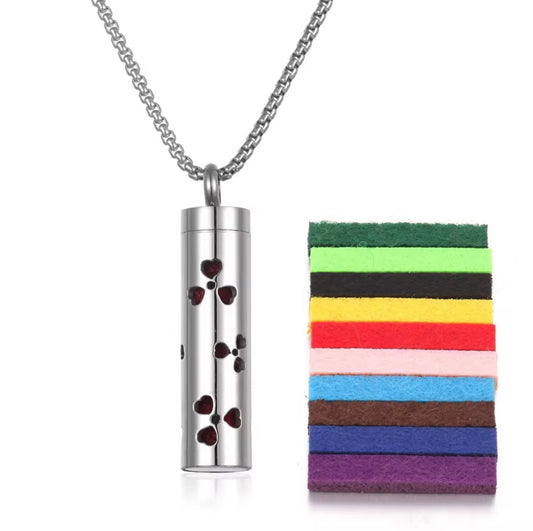 Althaea Essence Necklace - Little Hearts